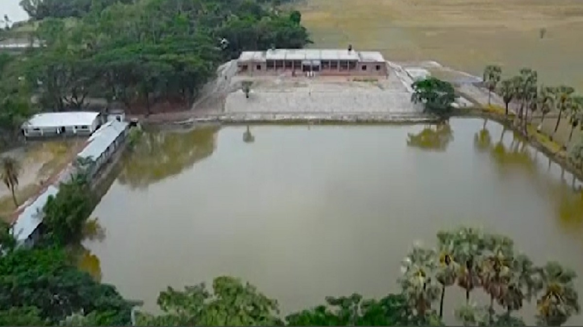 দুর্গত মানুষকে বাঁচাতে তৈরি হচ্ছে ‘মুজিব কিল্লা’