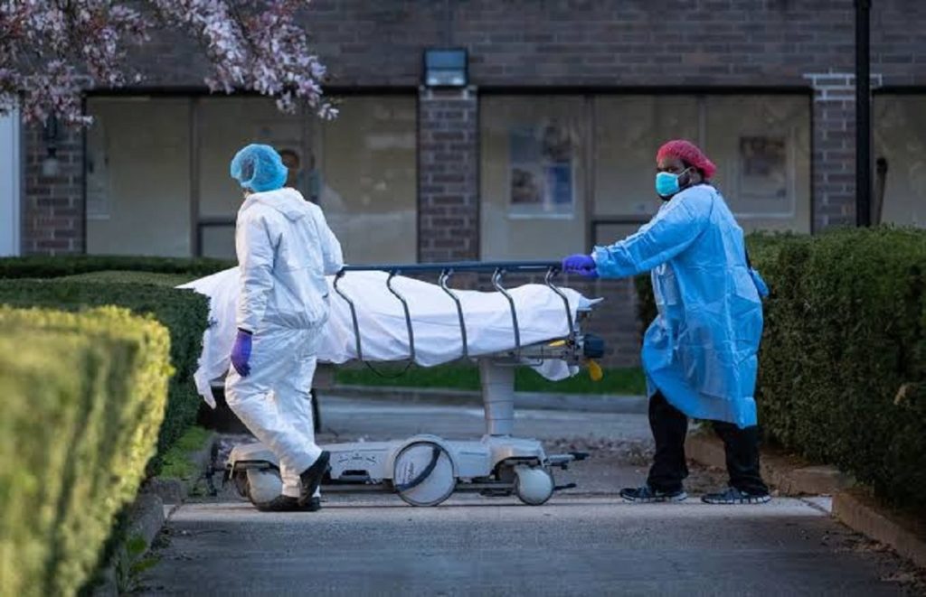 বিশ্বজুড়ে করোনায় মোট প্রাণহানি ছাড়িয়েছে ৩৪ লাখ ৪৪ হাজার