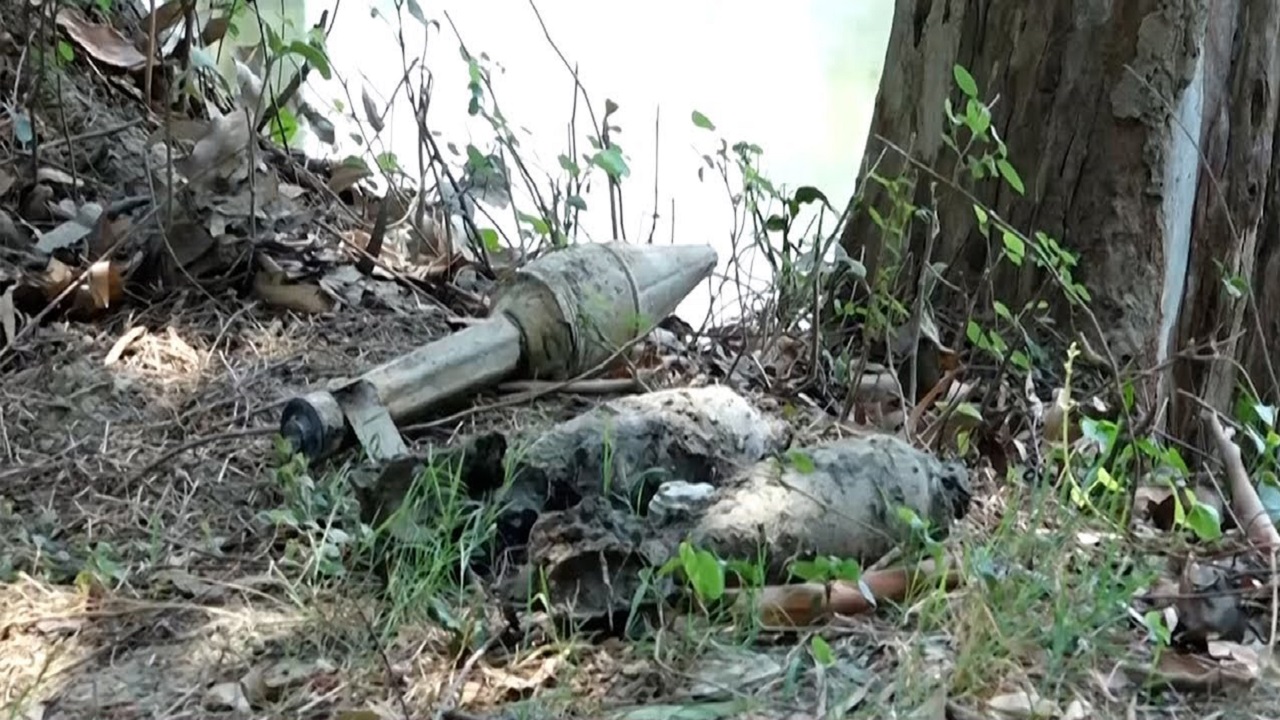 রাবিতে পাওয়া গেল আরও দু’টি মর্টার শেল ও একটি রকেট লঞ্চার রাবিতে পাওয়া গেল আরও দু'টি মর্টার শেল ও একটি রকেট লঞ্চার