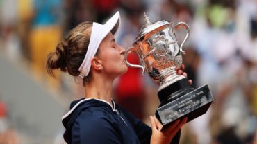 ফ্রেঞ্চ ওপেনের নারী এককে চ্যাম্পিয়ন ক্রেজসিকোভা