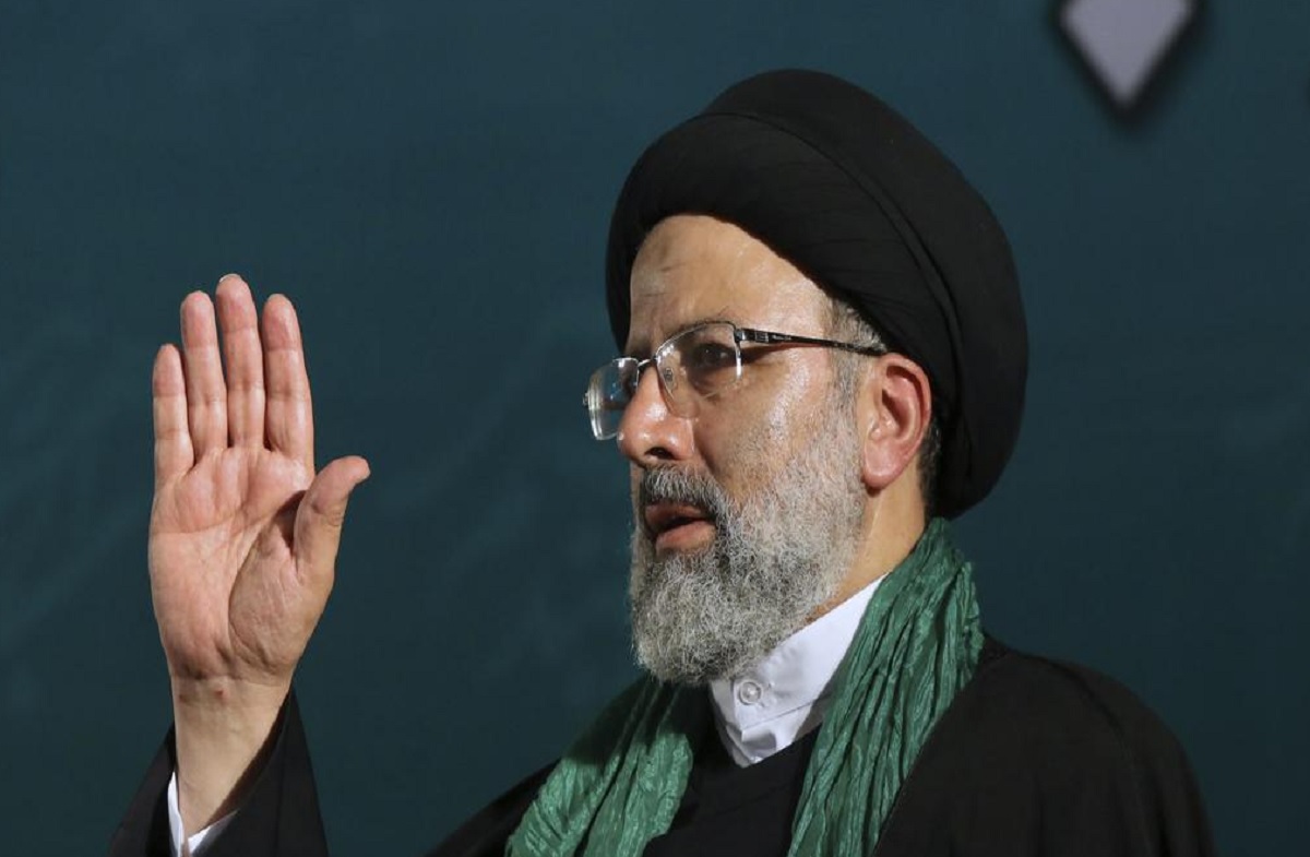 ইরানে চলছে শেষ মুহূর্তের প্রচারণা