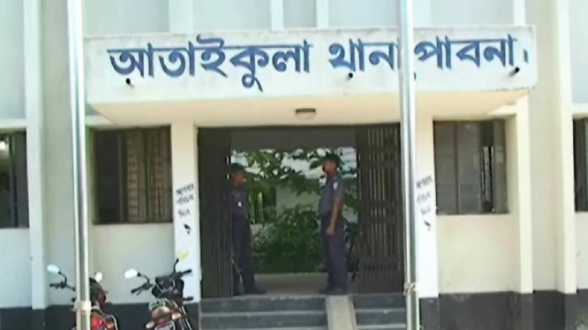 পাবনায় চরমপন্থী সদস্যকে গুলি করে হত্যা