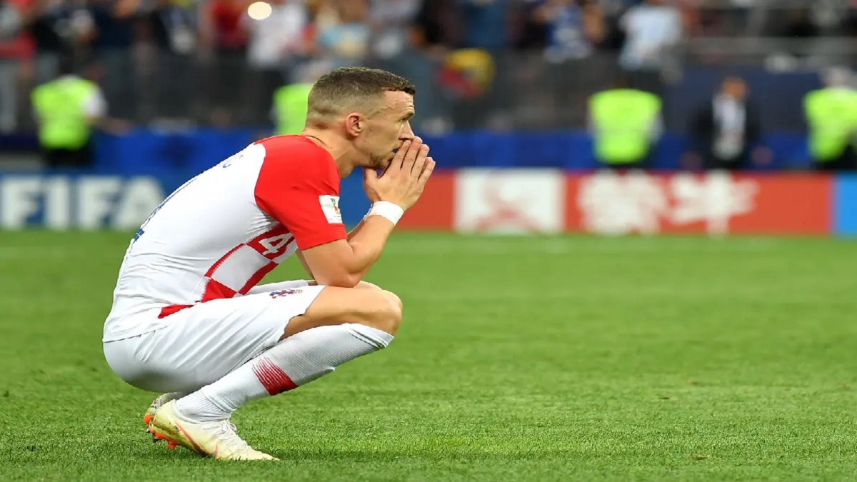 করোনায় আক্রান্ত ক্রোয়েশিয়ান মিডফিল্ডার