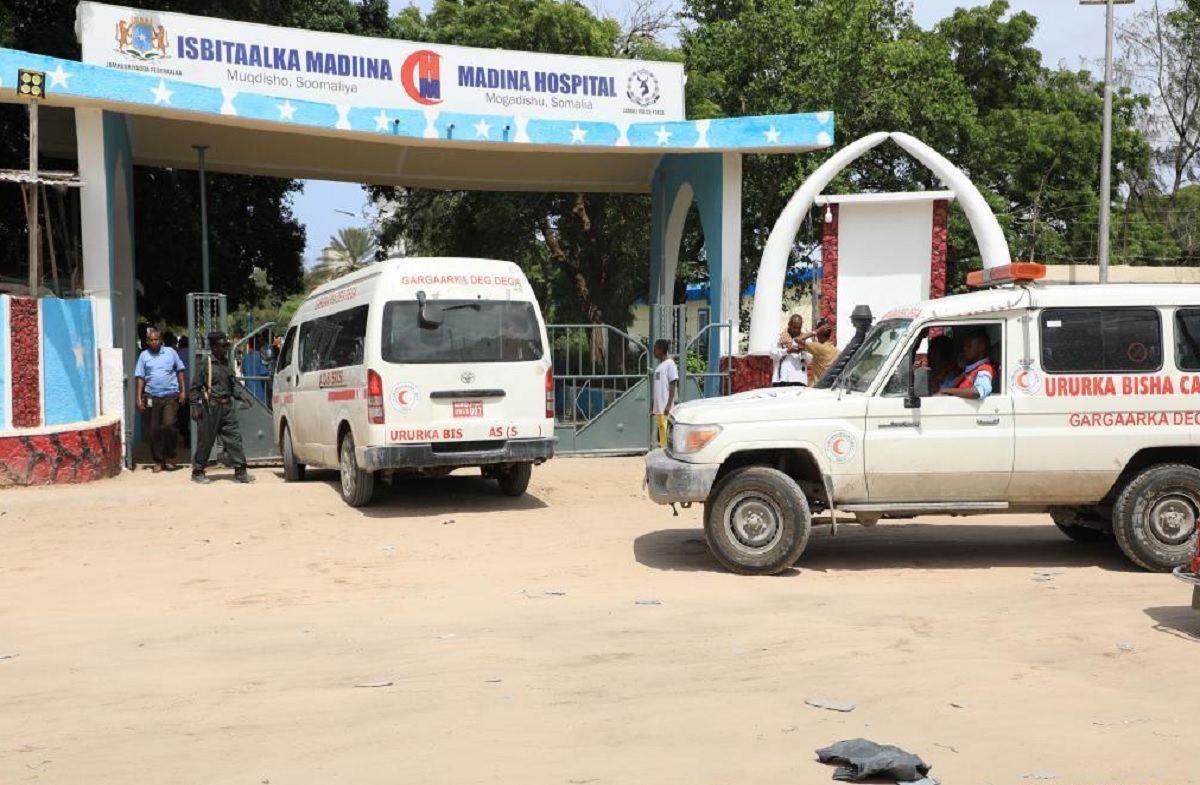 সোমালিয়ায় সামরিক ক্যাম্পে আত্মঘাতী বোমা হামলা, নিহত কমপক্ষে ১৫