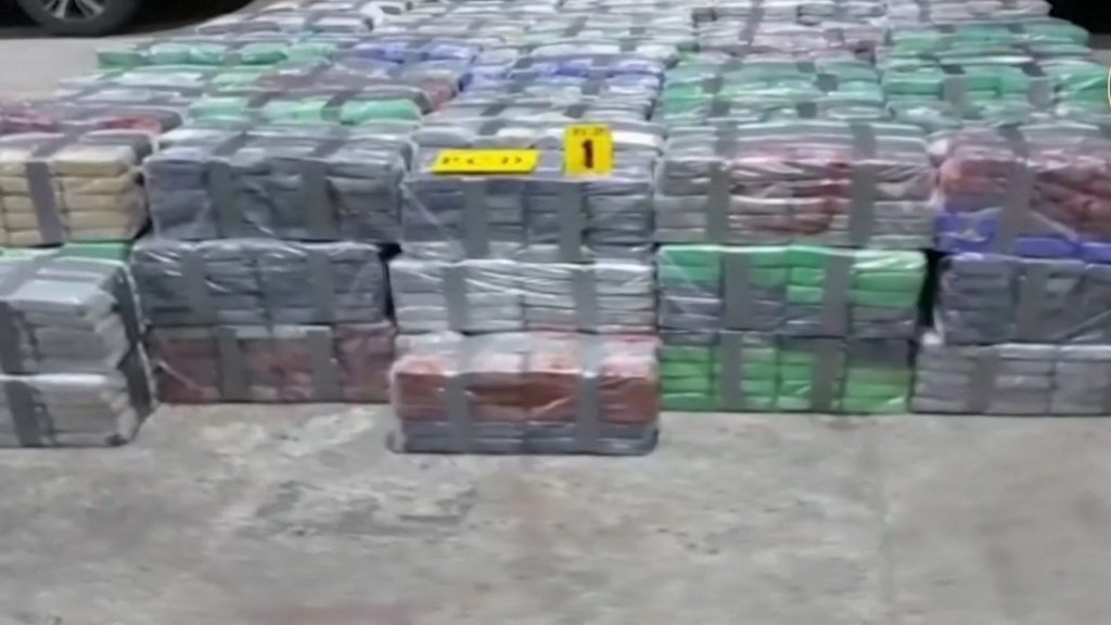 কোস্টারিকায় সাড়ে চার হাজার কেজি কোকেইন উদ্ধার