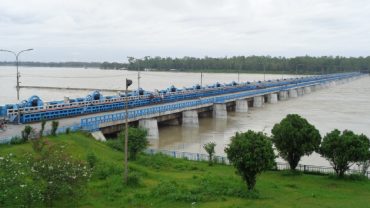 বাড়ছে তিস্তার পানি; খুলে দেয়া হয়েছে ৪৪টি গেট বাড়ছে তিস্তার পানি; খুলে দেয়া হয়েছে ৪৪টি গেট