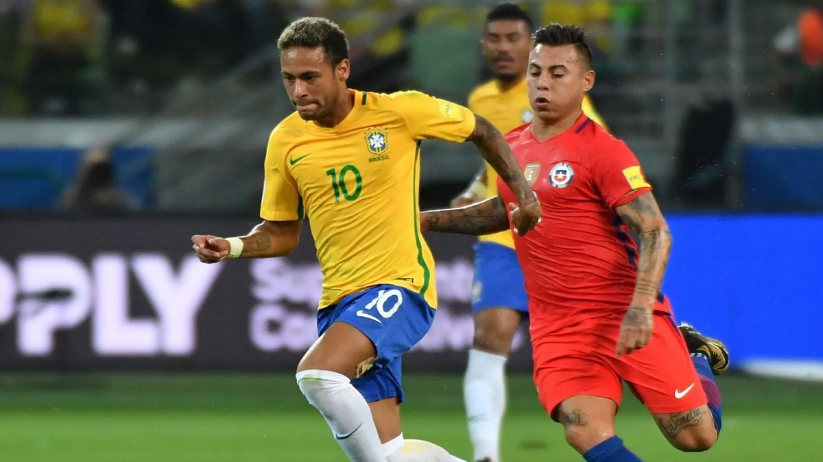 দশ জনের দল নিয়ে চিলিকে হারিয়ে সেমিতে ব্রাজিল