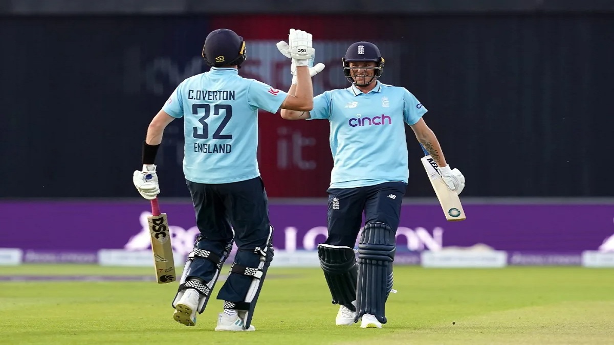 পাকিস্তানকে ধবলধোলাই করলো ইংল্যান্ড