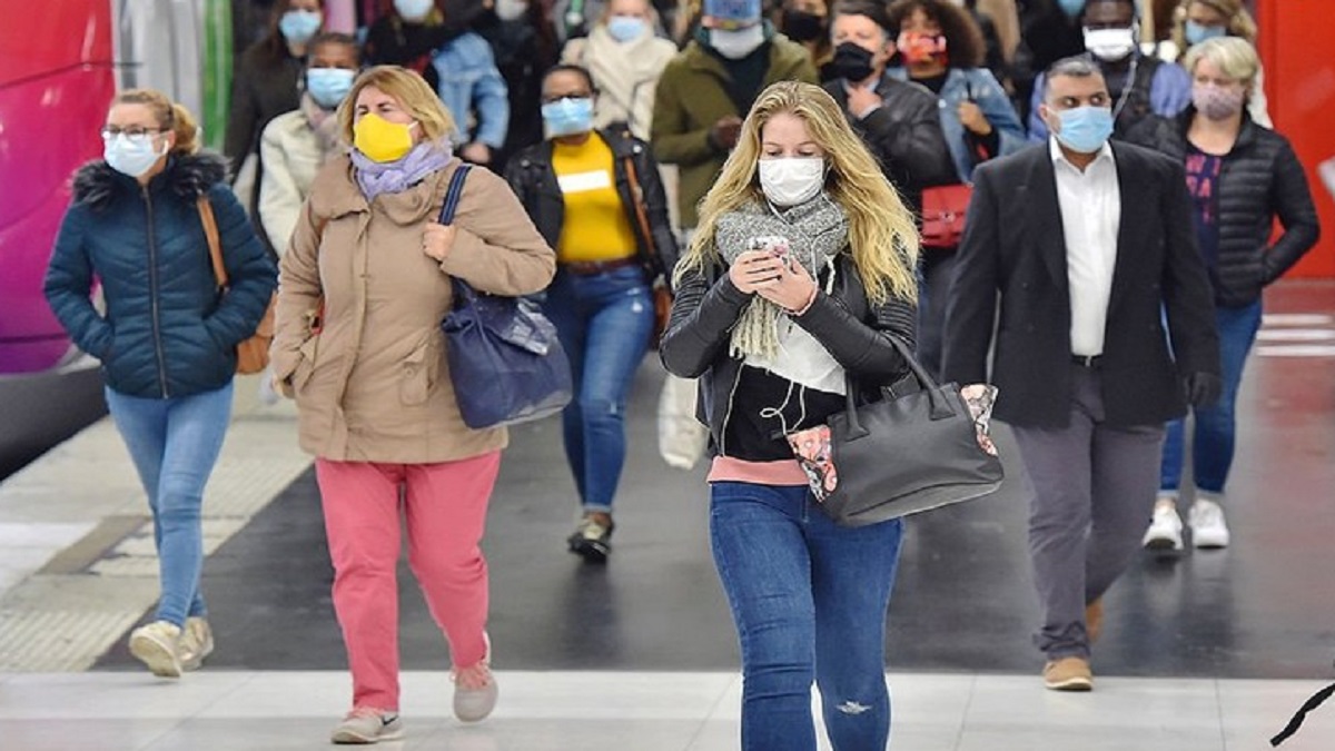 স্পেনে লকডাউনকে অসাংবিধানিক ঘোষণা