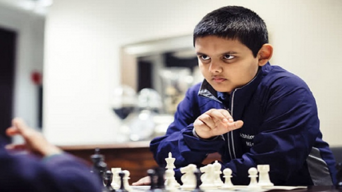 ১২ বছর বয়সেই গ্র্যান্ডমাস্টার!