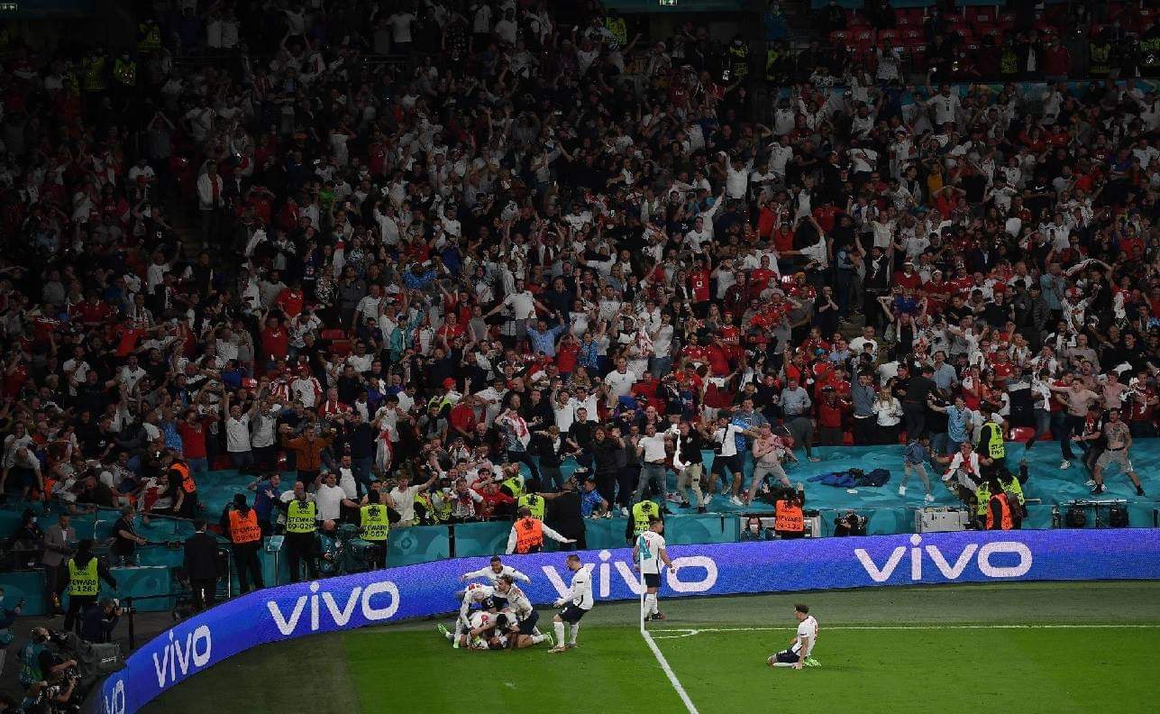 ডেনিশ রূপকথার সমাপ্তি টেনে ‘ফুটবলকে ঘরে ফেরানোর’ শেষ ধাপে ইংল্যান্ড