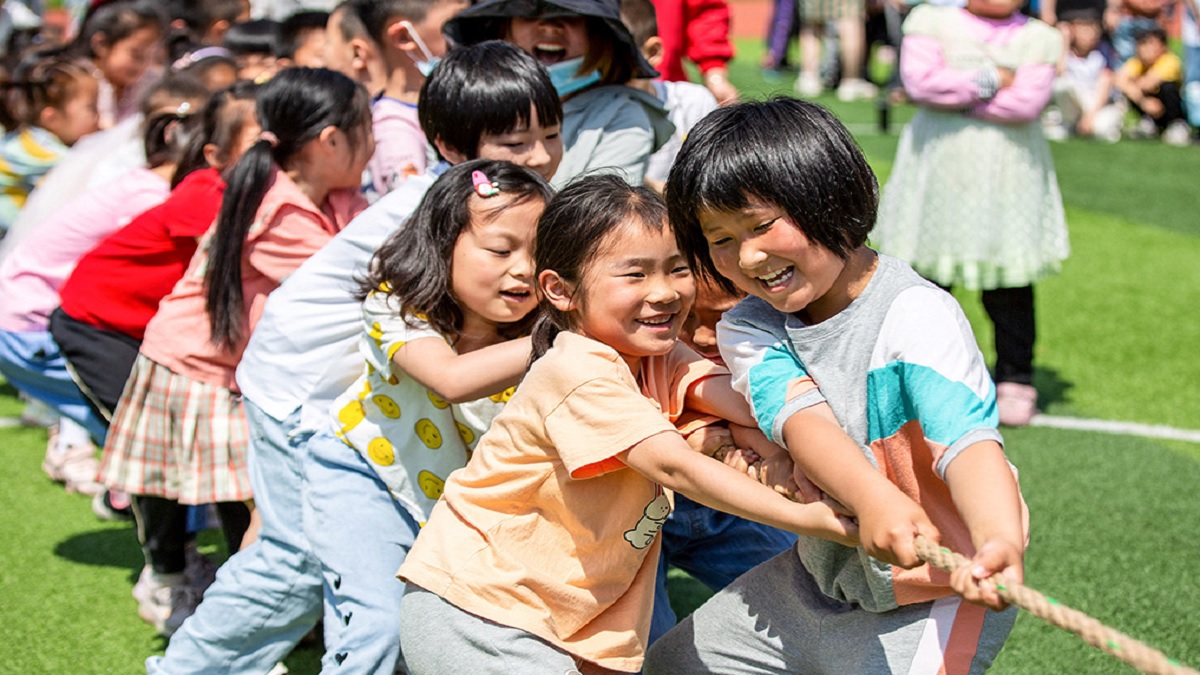 চীনে পাস হলো তিন সন্তান গ্রহণের আইন