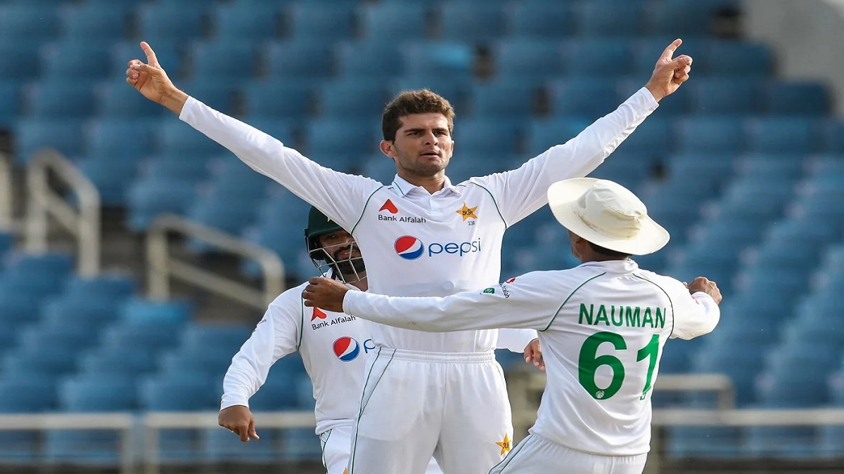 পাকিস্তানের ইনিংস ঘোষণা, ব্যাটিং বিপর্যয়ে উইন্ডিজ