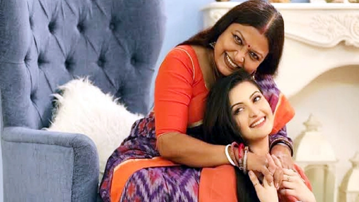 পরীমণির সাথে শুধুই কাজের সম্পর্ক, ব্যক্তিগত ব্যাপারে ধারণা নেই: চয়নিকা চৌধুরী