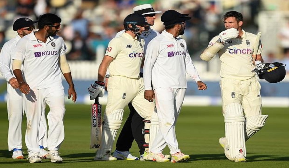 মাঠে নামার আগেই উত্তপ্ত বাক্য বিনিময় ভারত ও ইংল্যান্ডের