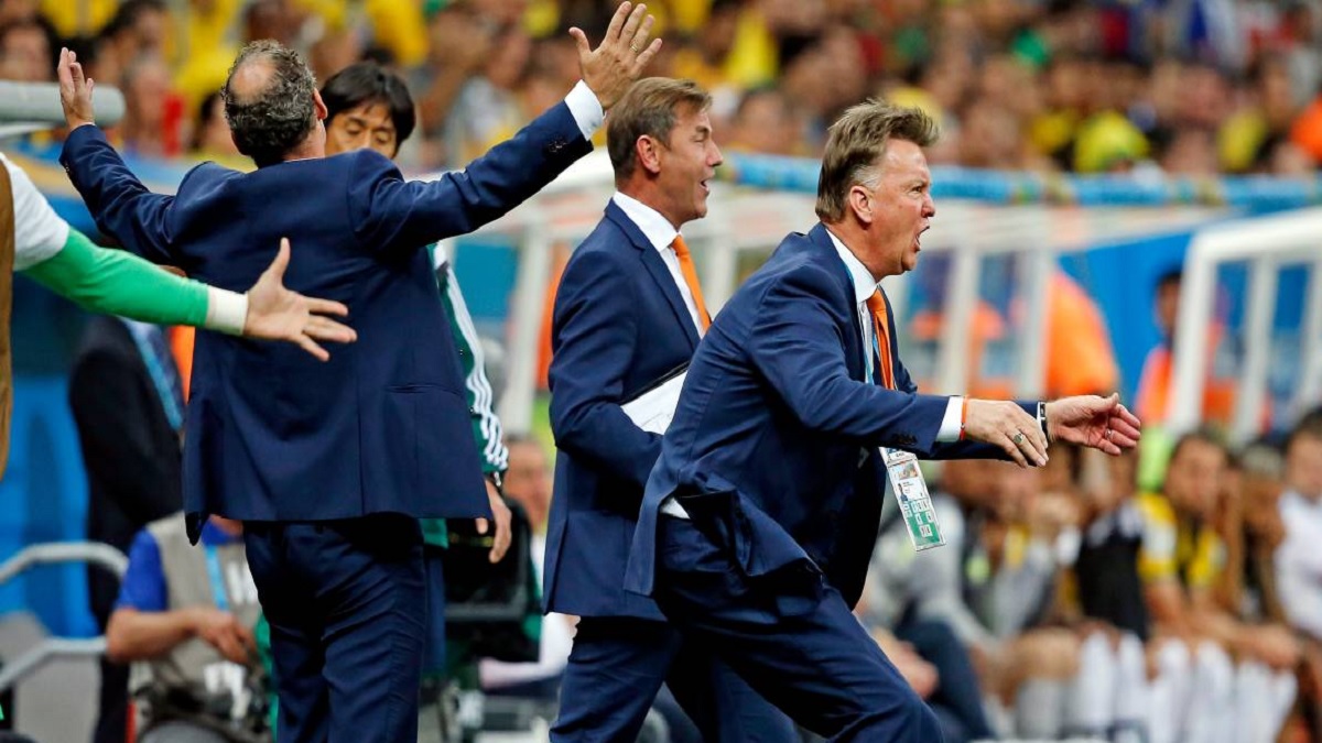 আবারও ডাচদের ডাগআউটে ফিরছেন লুই ফন গাল