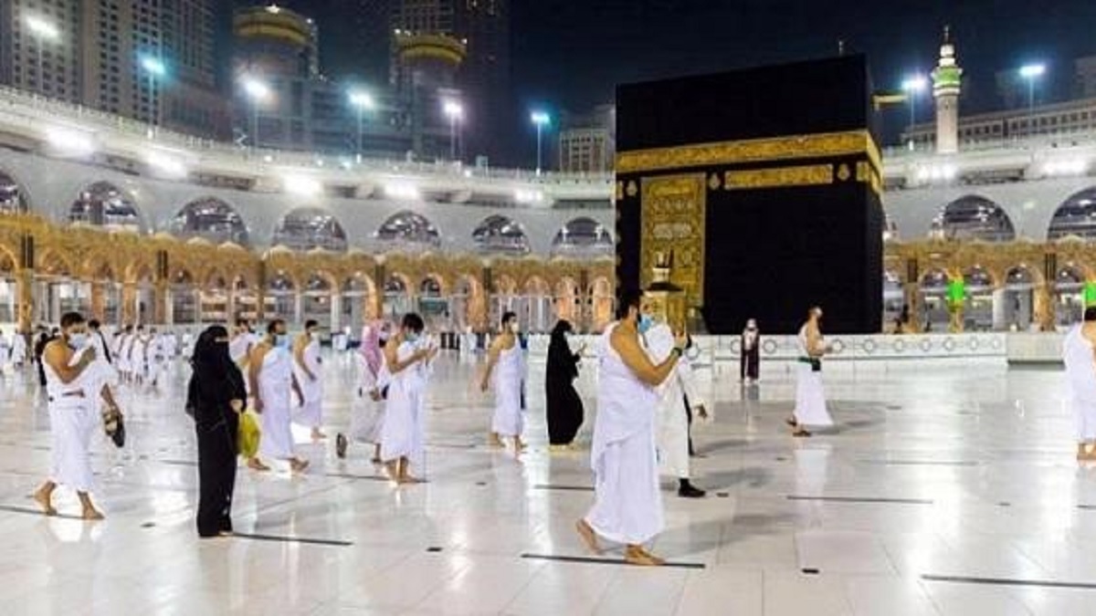 সিনোফার্মের টিকা নিয়েও যাওয়া যাবে ওমরায়