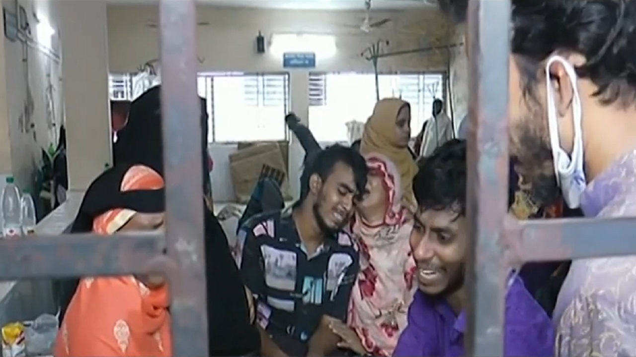 মাদারীপুরে ভুল চিকিৎসায় ইমামের মৃত্যু মাদারীপুরে ভুল চিকিৎসায় ইমামের মৃত্যু!