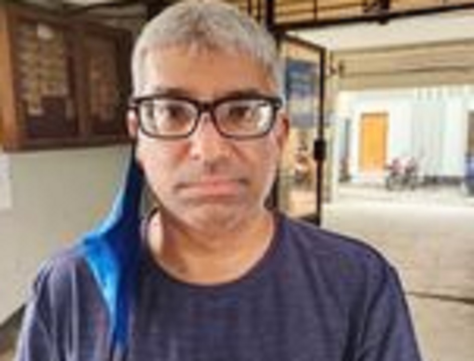 ব্যাংকের শতকোটি টাকা আত্মসাৎ করে বিলাসবহুল জীবন, ১০ বছর পলাতক থাকার পর গ্রেফতার