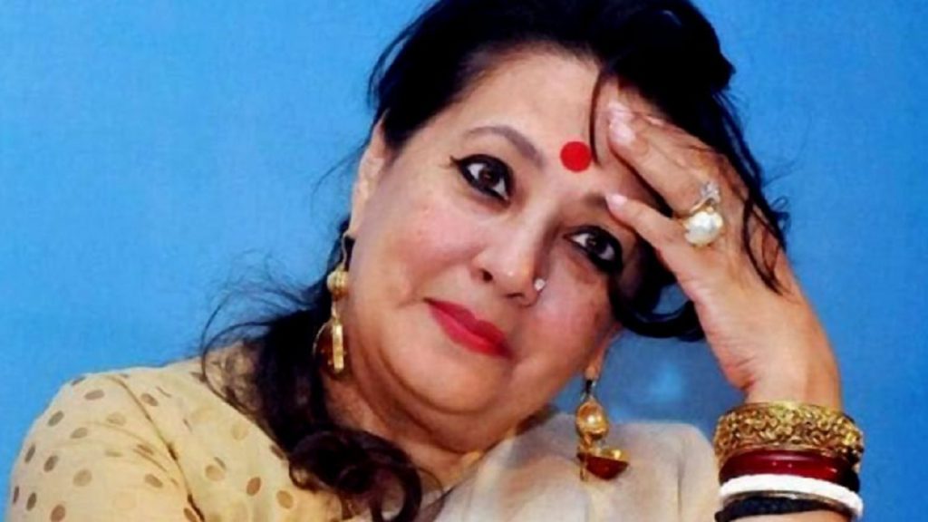 মুনমুন সেনের বাড়িতে দুর্বৃত্তদের হামলা