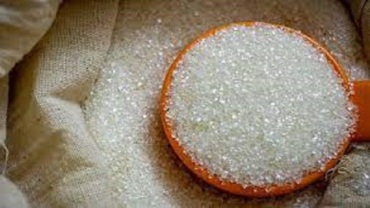 বেঁধে দেয়া দামে বিক্রি হচ্ছে না চিনি