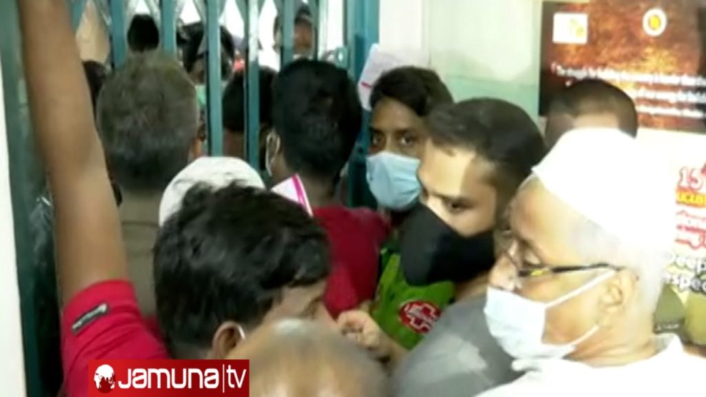 করোনা: আজও দেয়া হচ্ছে গণটিকার দ্বিতীয় ডোজ