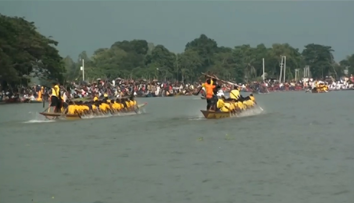 সোনার তরী প্রথম, হিরার তরী দ্বিতীয়