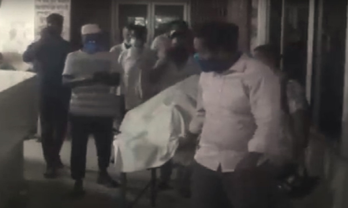 সড়ক দুর্ঘটনা; পা কেটেও বাঁচানো গেলো না প্রকৌশলীকে