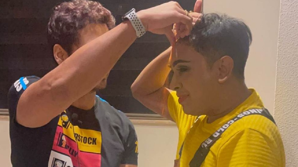 স্যান্ডি সাহার কপালে প্রকাশ্যে সিঁদুর দিলেন যশ!