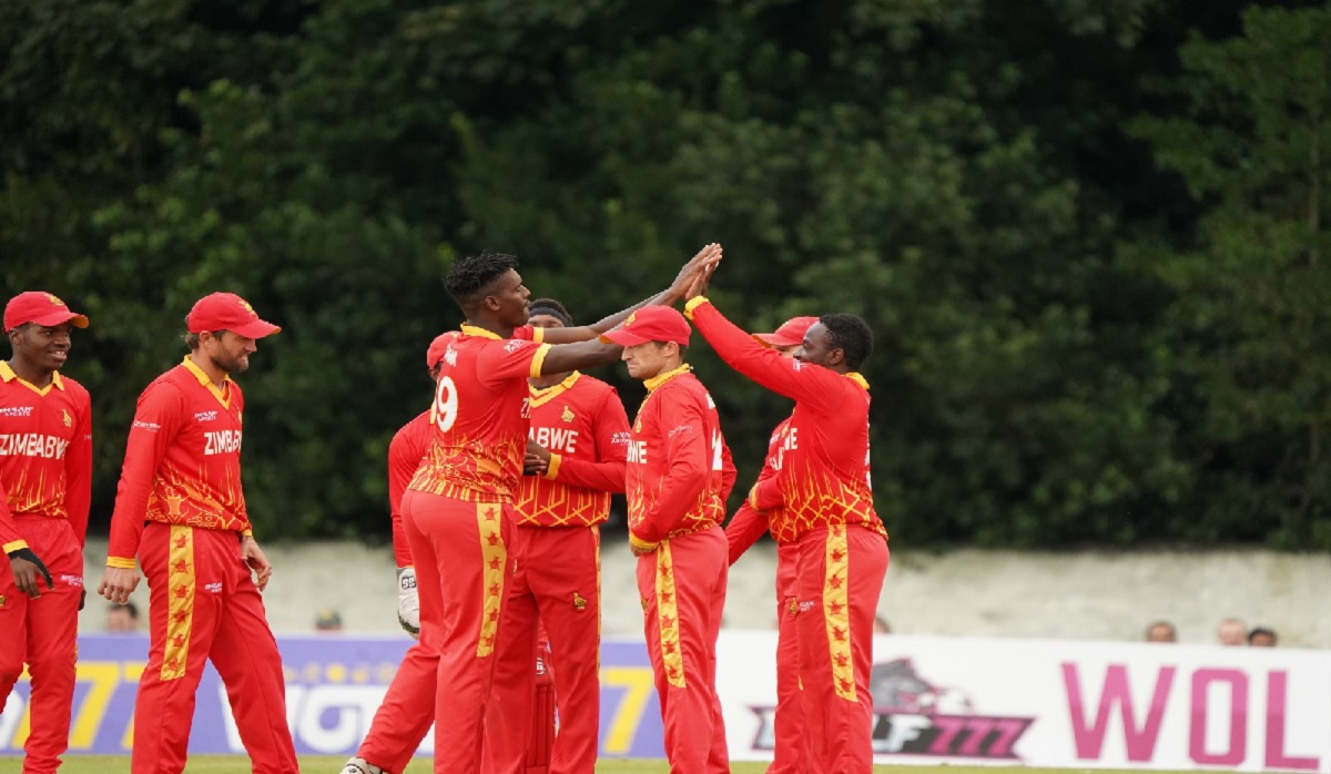 মালিঙ্গার পর আবারও ৪ বলে ৪ উইকেট