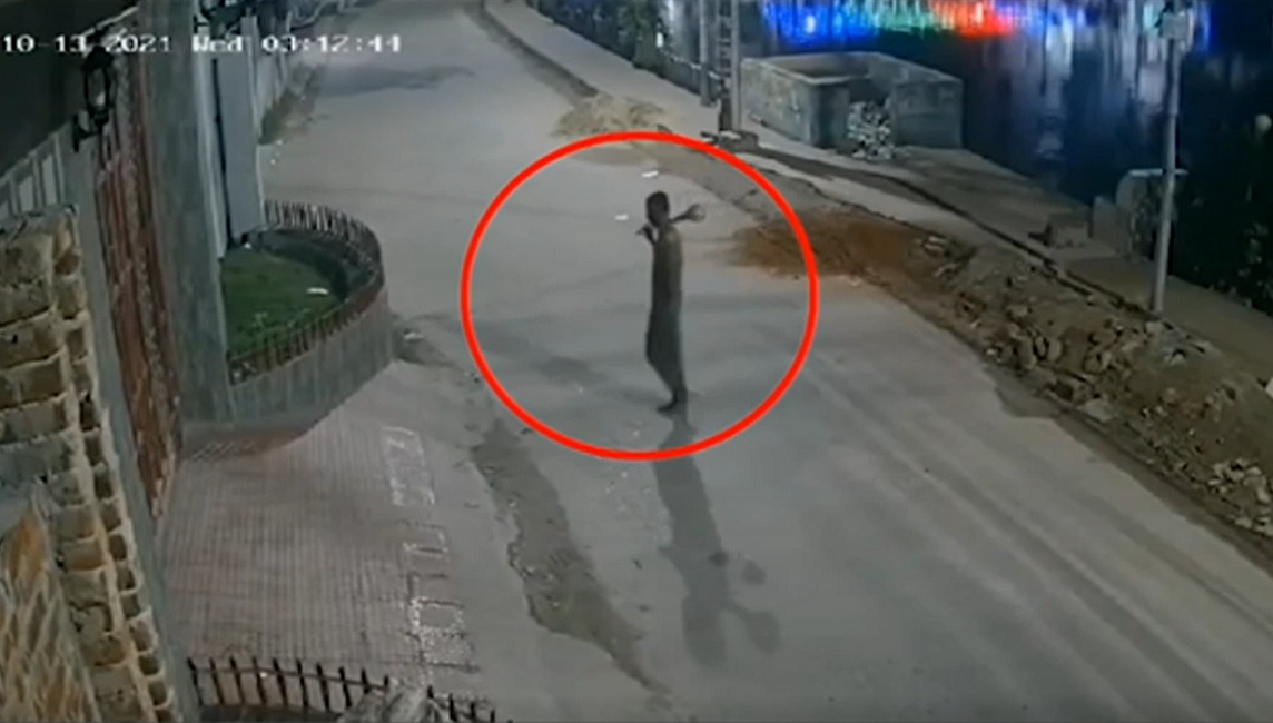 কুমিল্লার মণ্ডপে কোরআন রাখা যুবককে শনাক্ত করেছে পুলিশ