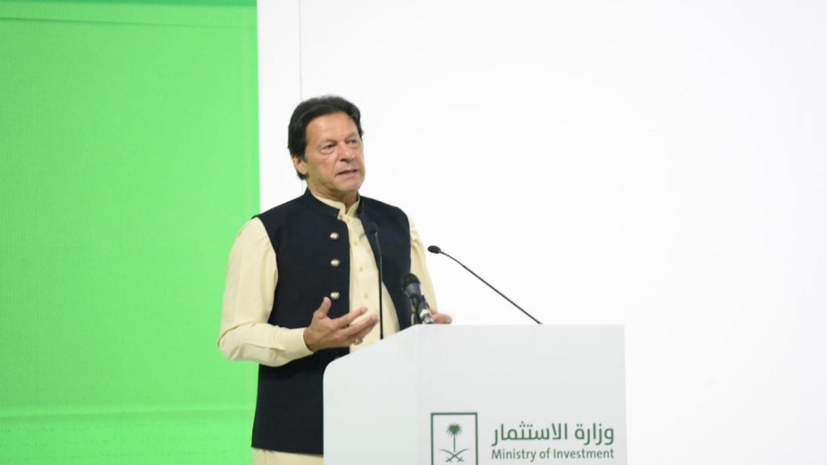 ১০ উইকেটে হারানোর পর সুসম্পর্কের আলাপ করা কঠিন: ইমরান খান