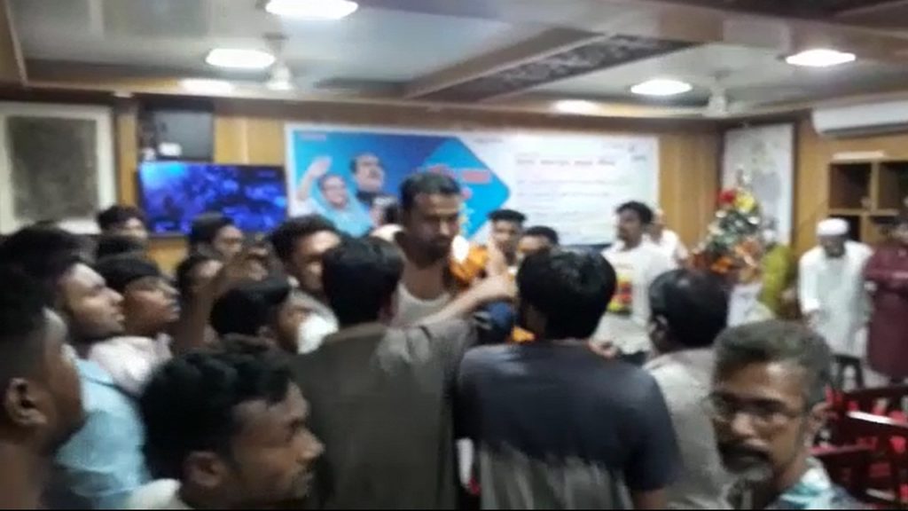 কুড়িগ্রামে ছাত্রলীগের দুই পক্ষের সংঘর্ষ