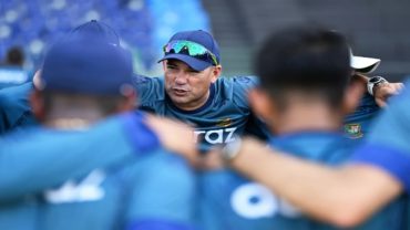 ইংল্যান্ডের চেয়ে যেখানে পিছিয়ে বাংলাদেশ