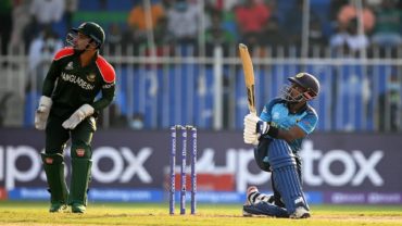 প্রথমেই নাসুমের আঘাত; লঙ্কানদের পাল্টা আক্রমণ