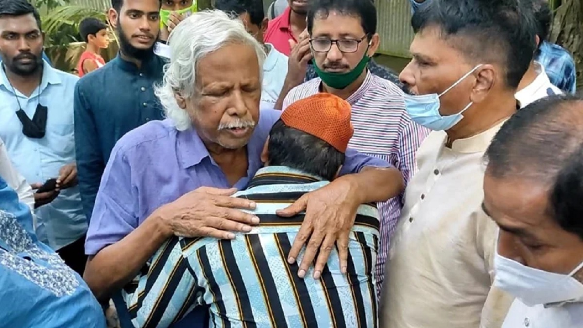 স্বরাষ্ট্রমন্ত্রীর মতো ভালো মানুষকে বোকা বানানো হয়েছে: ডা. জাফরুল্লাহ