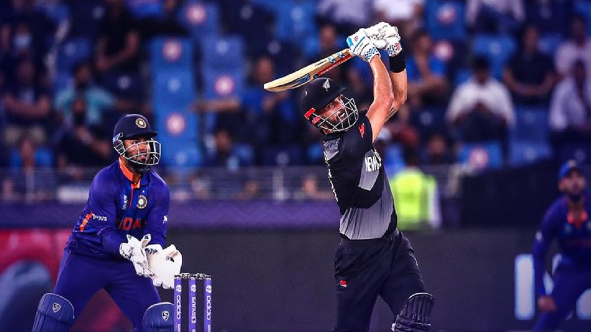 নিউজিল্যান্ডের বিপক্ষে অসহায় আত্মসমর্পণ  ভারতের