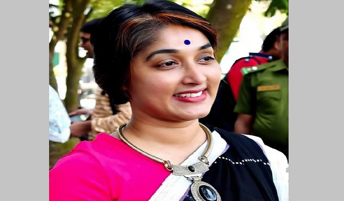 রবীন্দ্র বিশ্ববিদ্যালয়ের শিক্ষকের স্থায়ী বরখাস্তের দাবিতে প্রশাসনিক ভবনে তালা