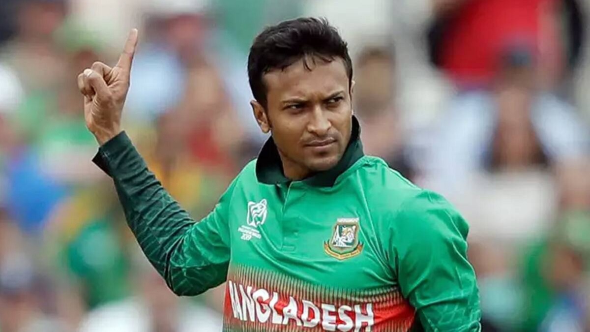 গত ম্যাচেই যতগুলো রেকর্ড করলেন সাকিব