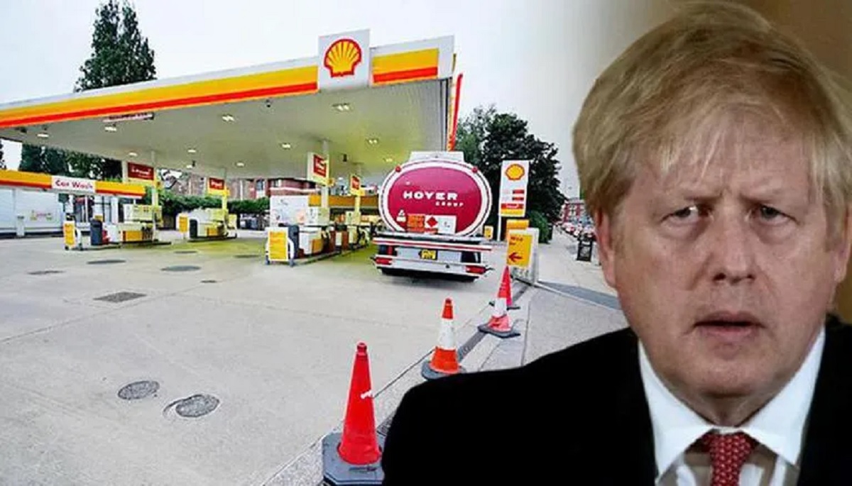 জ্বালানি সংকট দূর করতে সেনাবাহিনী নামাচ্ছে ব্রিটেন