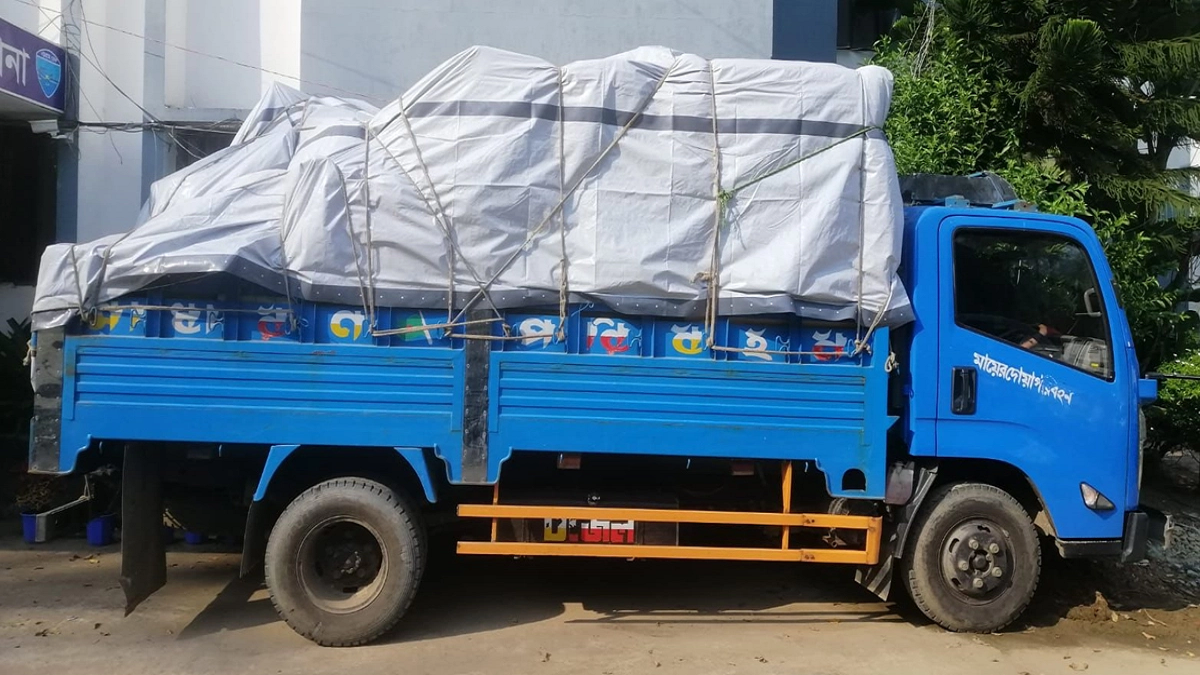 চট্টগ্রামে ১০ কোটি টাকার আইসসহ গ্রেফতার ২