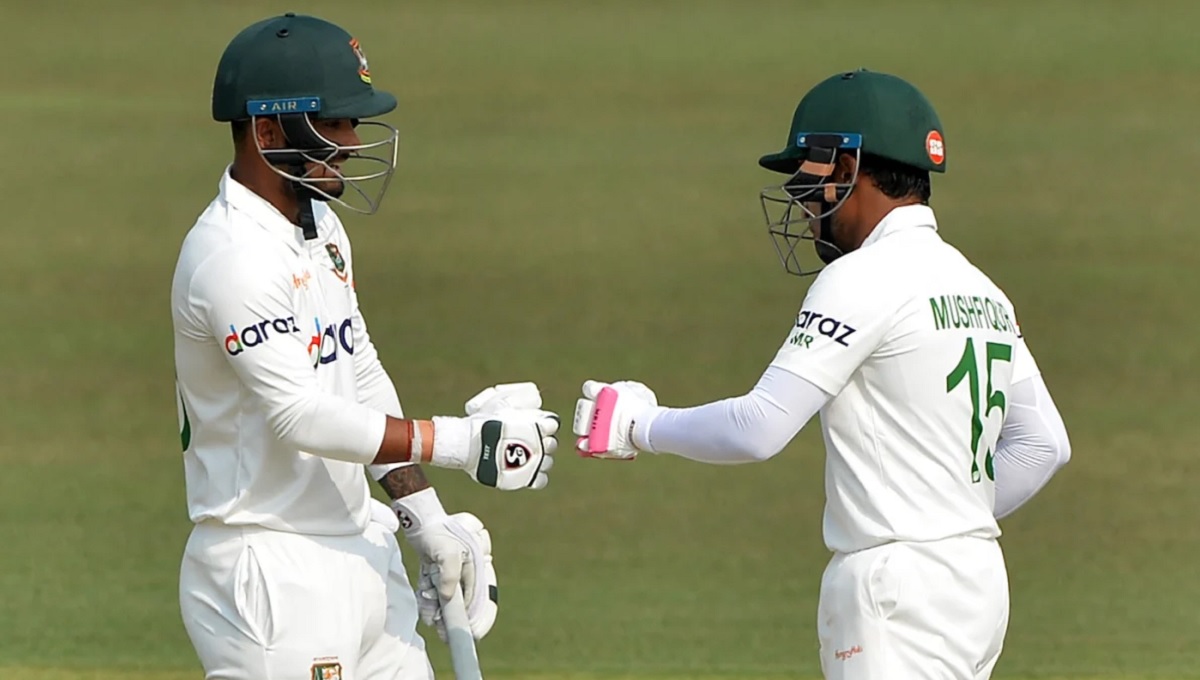 জুটির রেকর্ড গড়লেন লিটন-মুশফিক