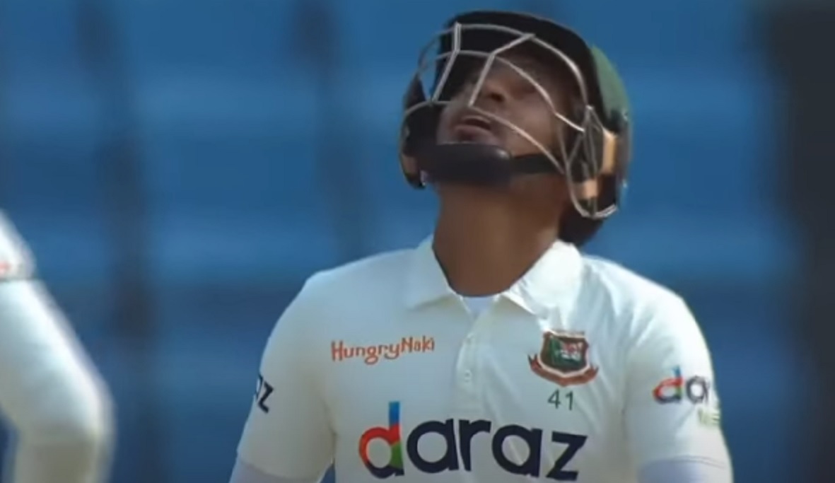 চট্টগ্রাম টেস্টে মুশফিকের জোড়া রেকর্ড