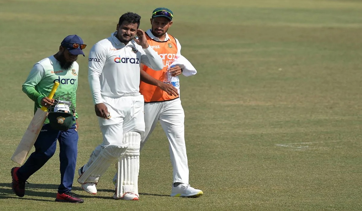 মাথায় আঘাত পেয়ে মাঠের বাইরে ইয়াসির রাব্বি