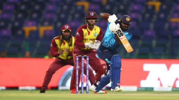 নিজেদের নিয়মরক্ষার ম্যাচে উড়ন্ত সূচনা শ্রীলঙ্কার