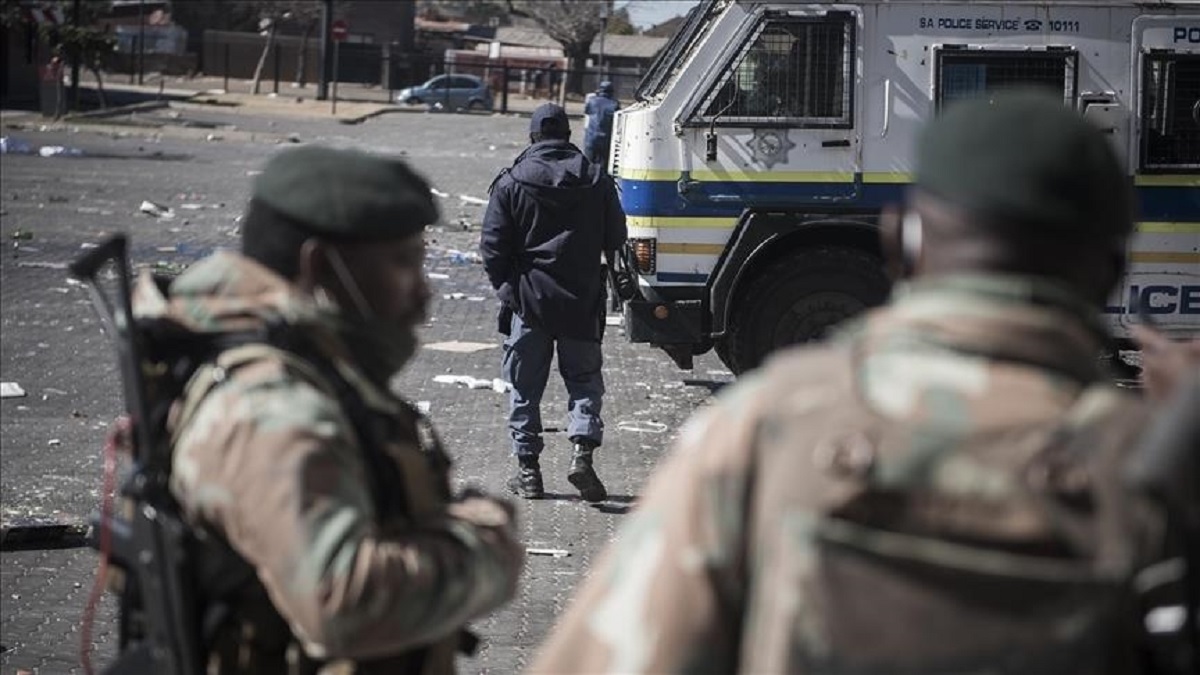 ক্রিসমাসের রাতে একই পরিবারের ৭ জন খুন