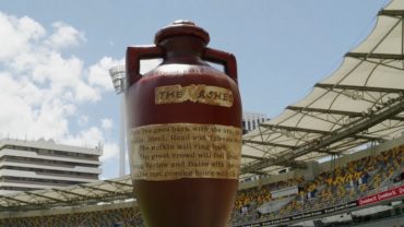 স্নায়ু, উত্তেজনা ও মর্যাদার অ্যাশেজ শুরু কাল