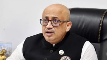 ‘প্রতিমন্ত্রী মহোদয় এখন মানসিকভাবে বিপর্যস্ত’