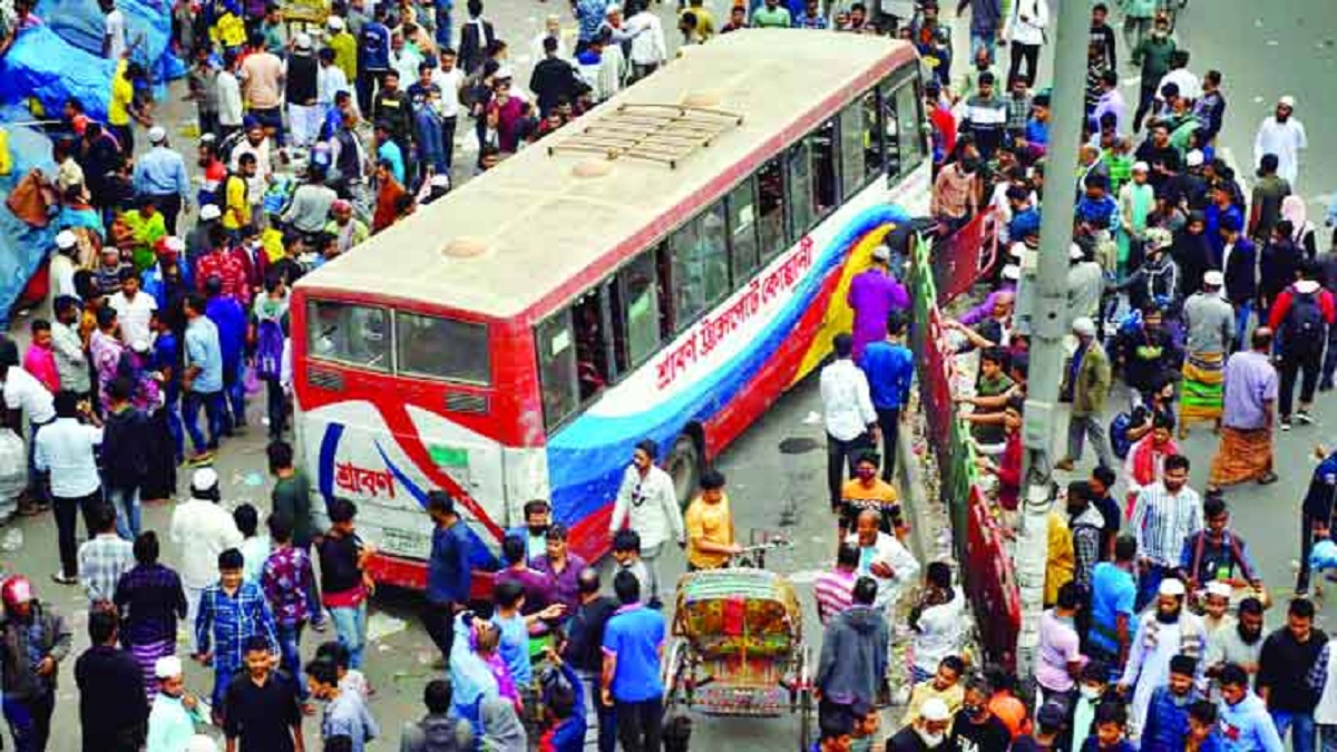 গুলিস্তানে দুর্ঘটনায় দুইজনের মৃত্যুর ঘটনায় পুলিশের এএসআই এমদাদুল গ্রেফতার