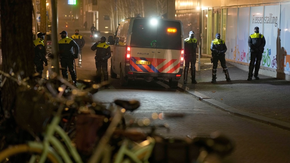 নেদারল্যান্ডসে আবার লকডাউন